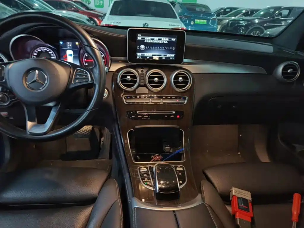 Mercedes-Benz GLC — миниатюра 13
