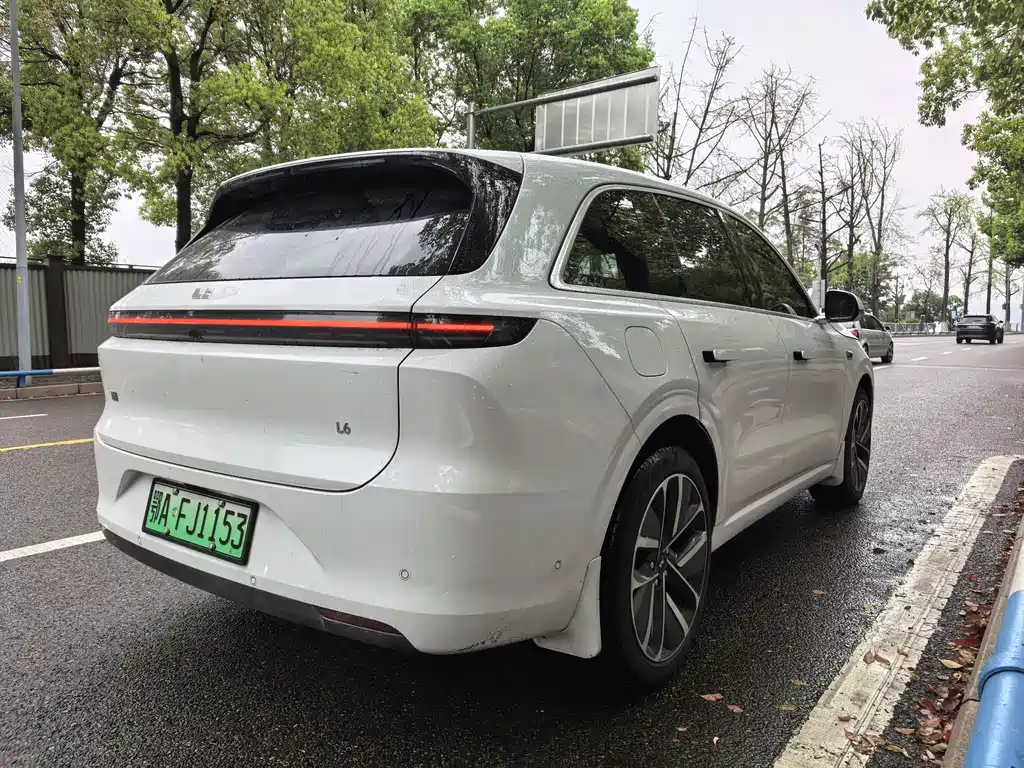 Li Auto IDEAL L6