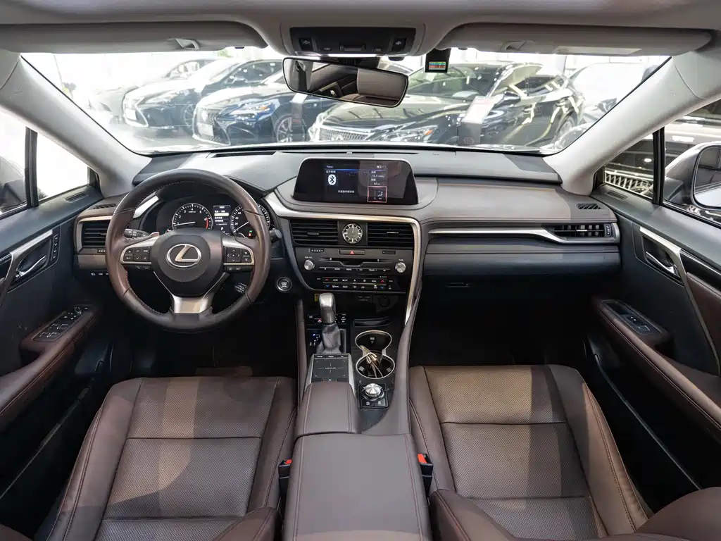 Lexus RX — миниатюра 13