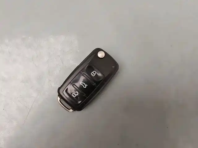 Volkswagen Polo — миниатюра 13