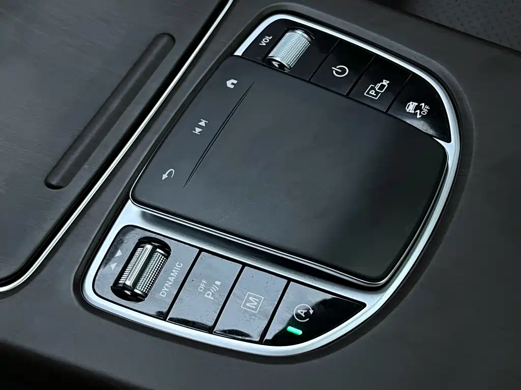 Mercedes-Benz GLC — миниатюра 11