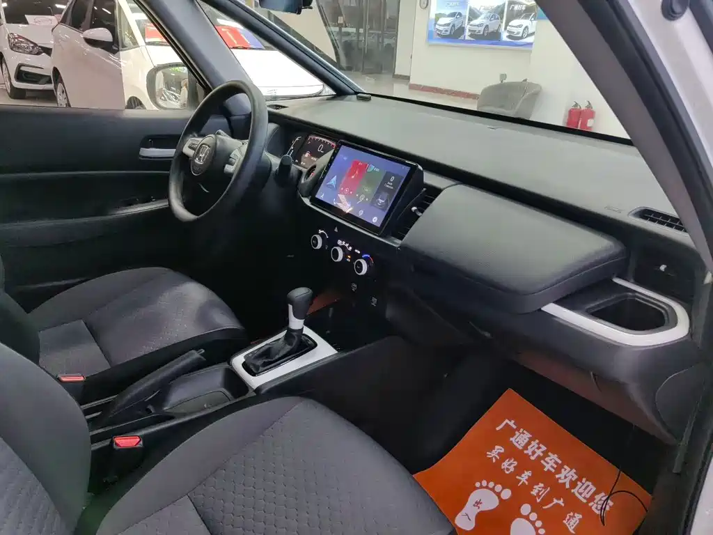Honda Fit — миниатюра 7