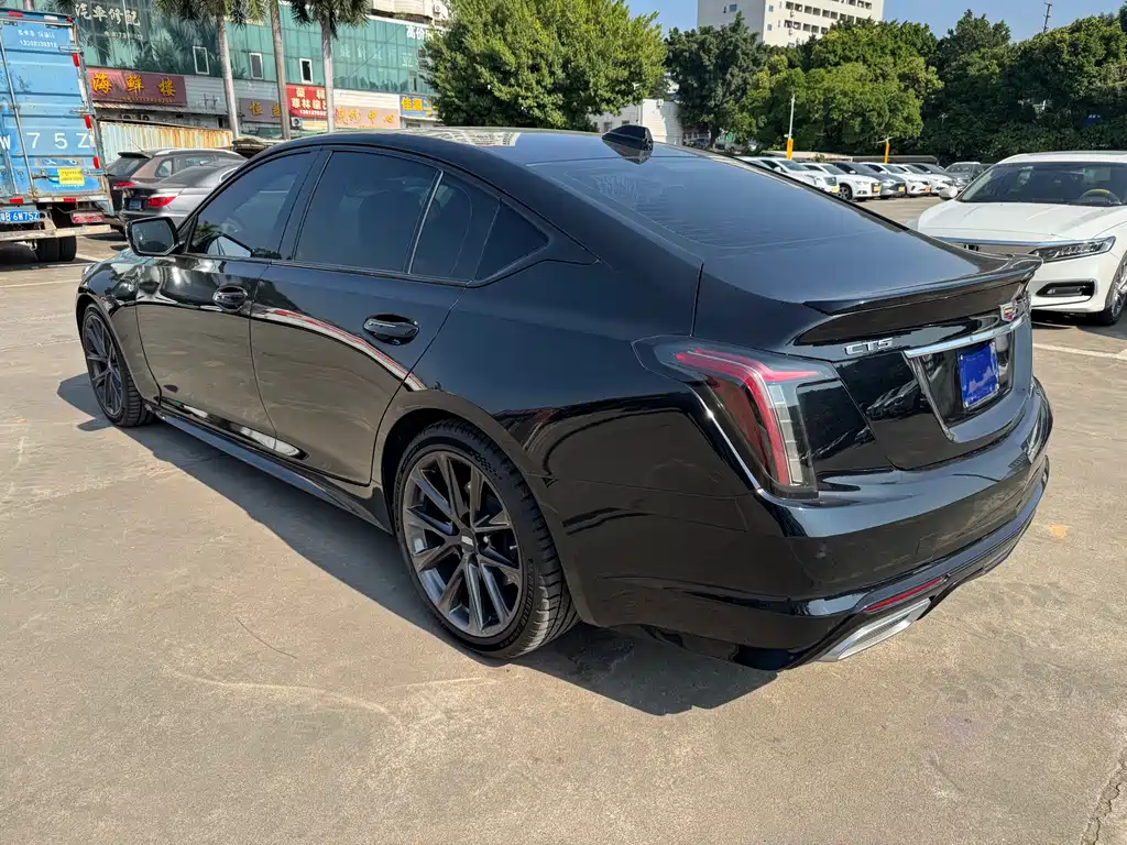 CADILLAC CT5