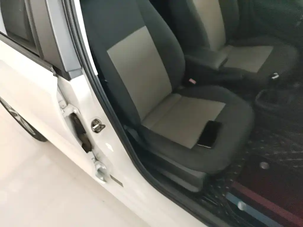 Volkswagen Polo — миниатюра 25