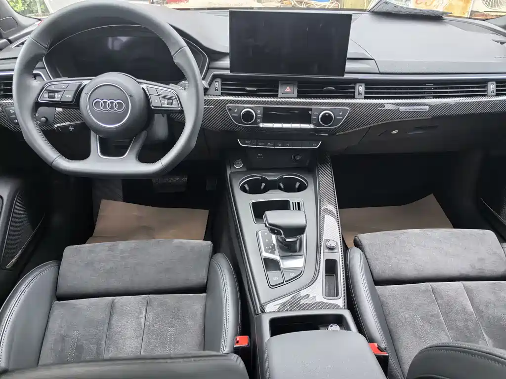 Audi A4L 2020 45 TFSI quattro