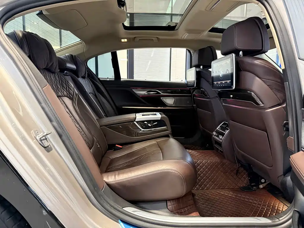 BMW 7 Series 7 2019 730Li M Sport