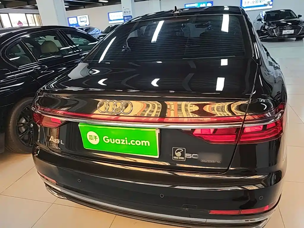 Audi A8 — миниатюра 6