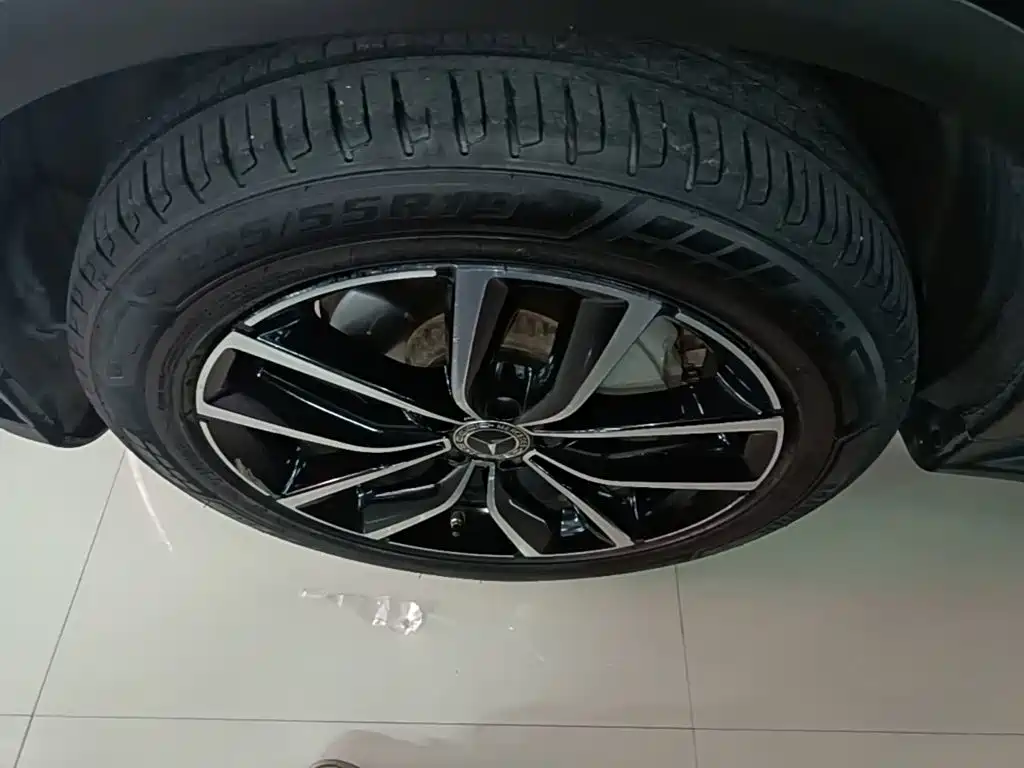 Mercedes-Benz GLC — миниатюра 23