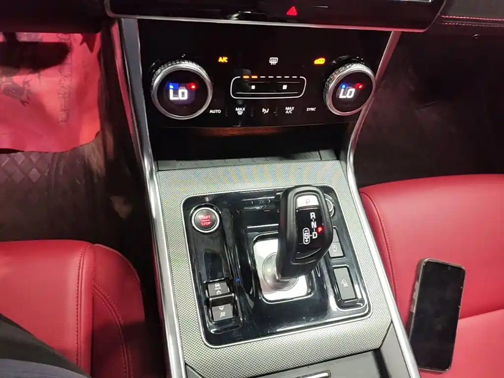 Jaguar XEL — миниатюра 14