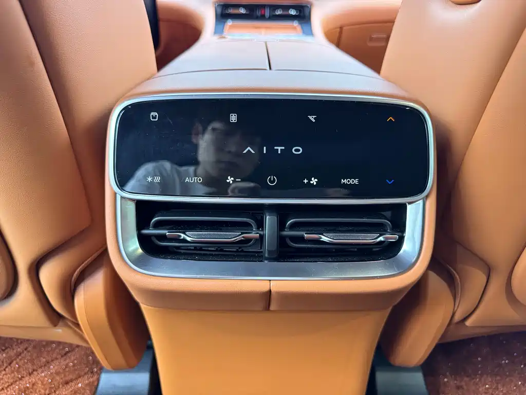AITO AITO M7 — миниатюра 14