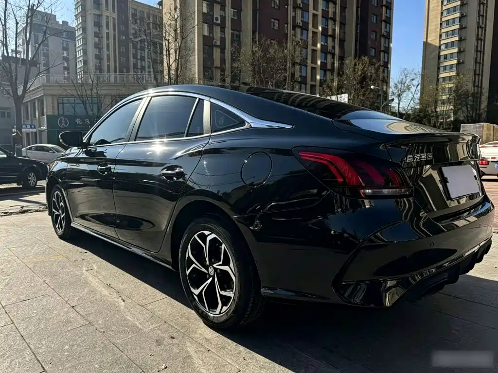 MG MG5 — миниатюра 26
