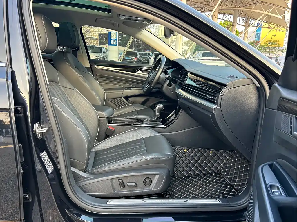 Volkswagen Passat — миниатюра 21