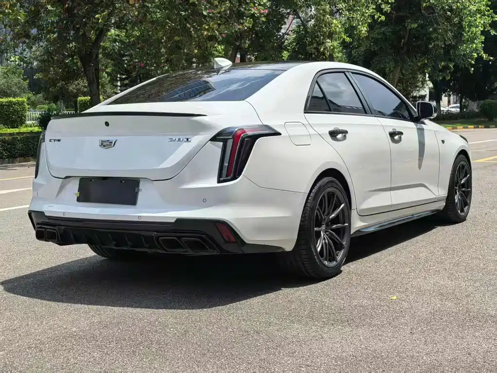 Cadillac CT4 28T Elite Type, фото 4