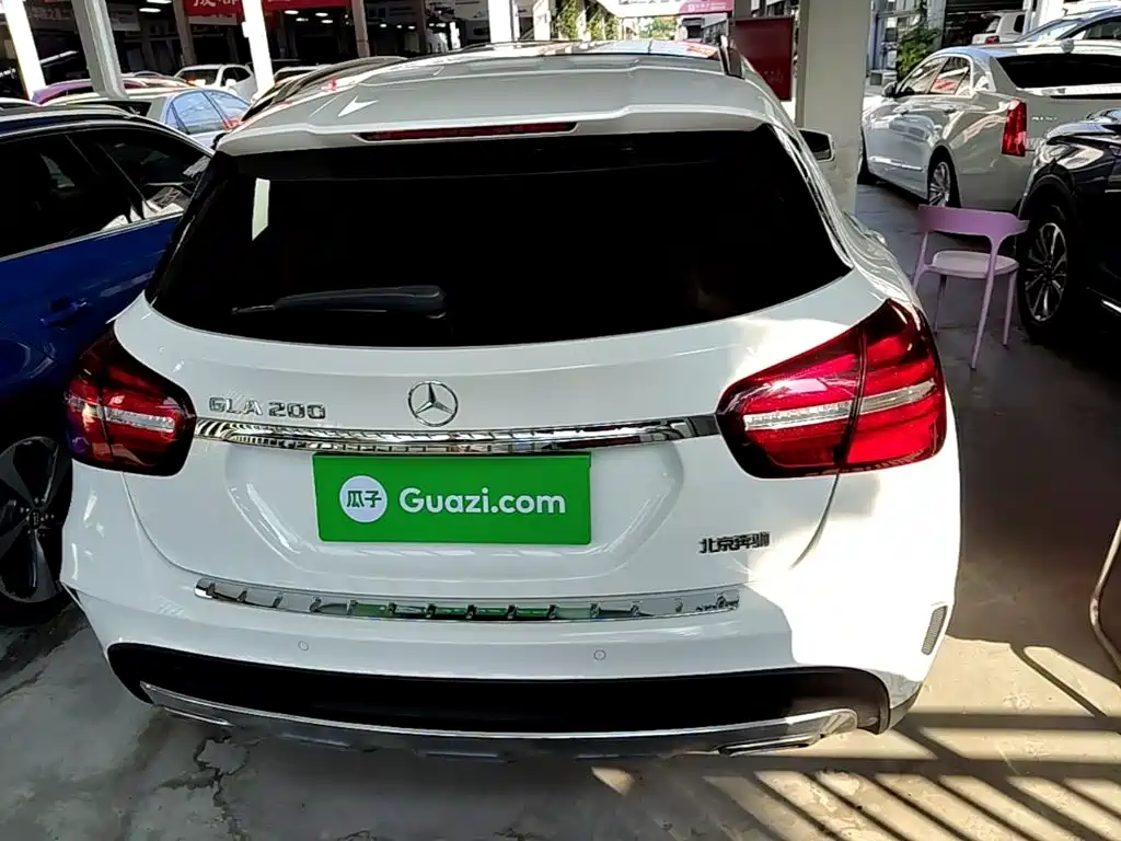 Mercedes-Benz GLA — миниатюра 6