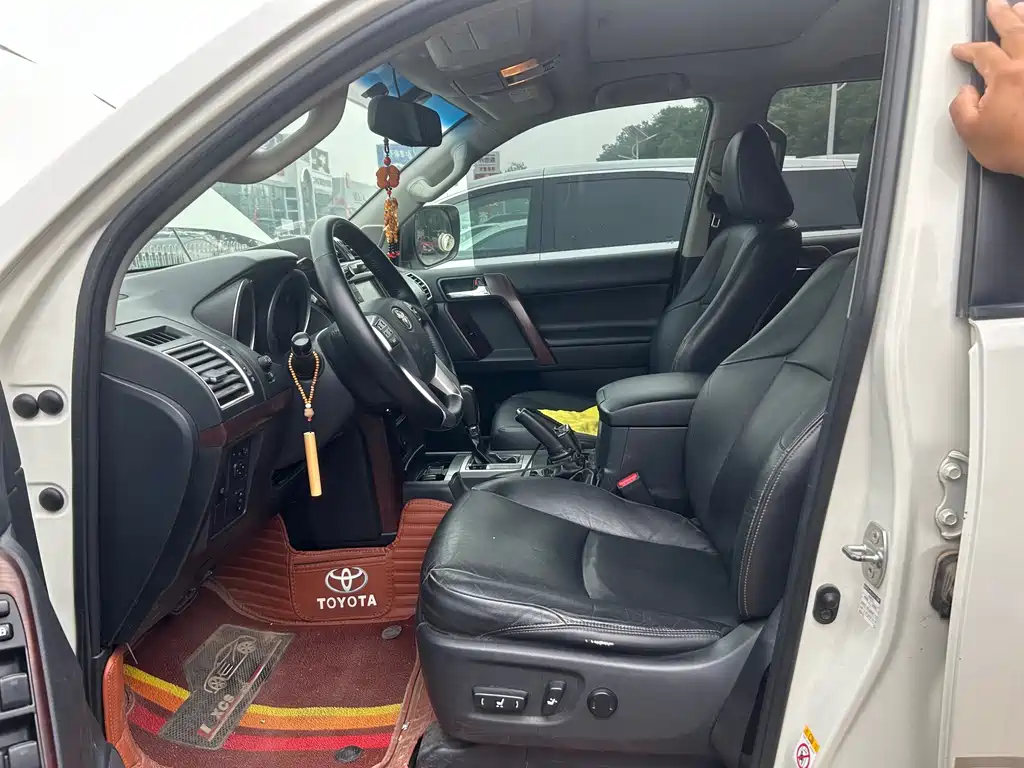Toyota Land Cruiser Prado 2016 3.5L AT TX-L