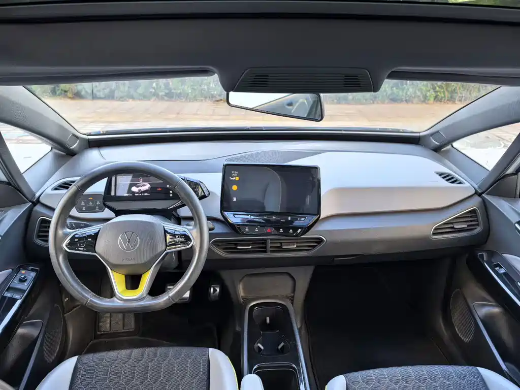 Volkswagen ID.3 — миниатюра 6