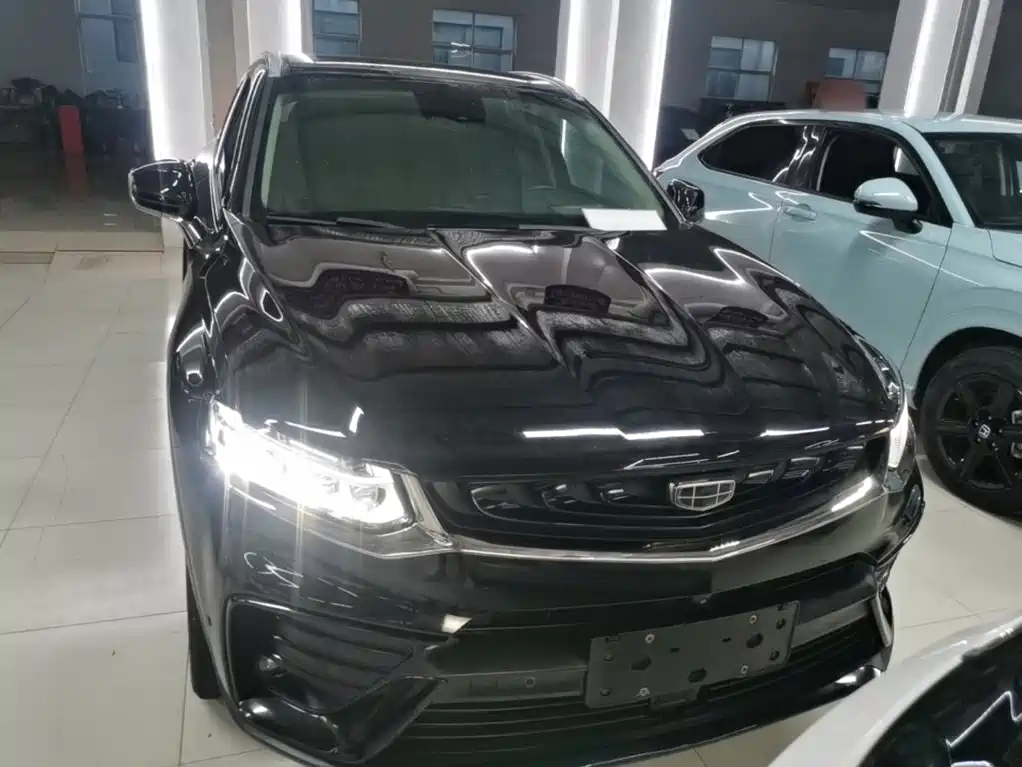 Geely Xingyue New Energy — миниатюра 3