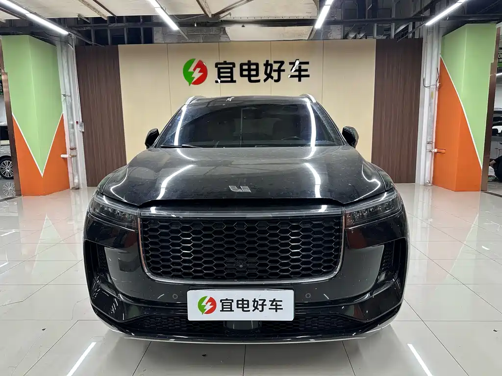 Li Auto Li ONE — миниатюра 2