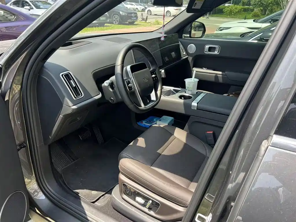 Li Auto L8 2023 Pro