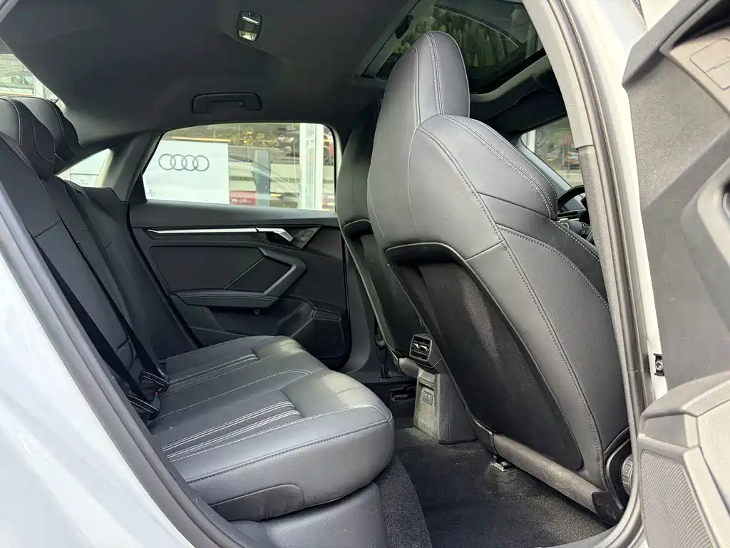 Audi A3 — миниатюра 10