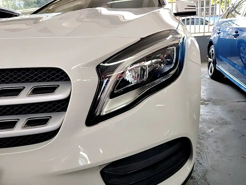 Mercedes-Benz GLA — миниатюра 24