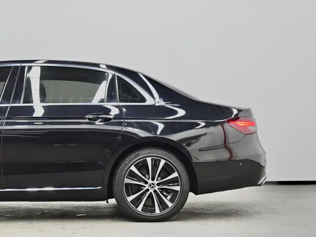 Mercedes-Benz E-Class New Energy E 350 e L Plug-in Hybrid Sedan, фото 26