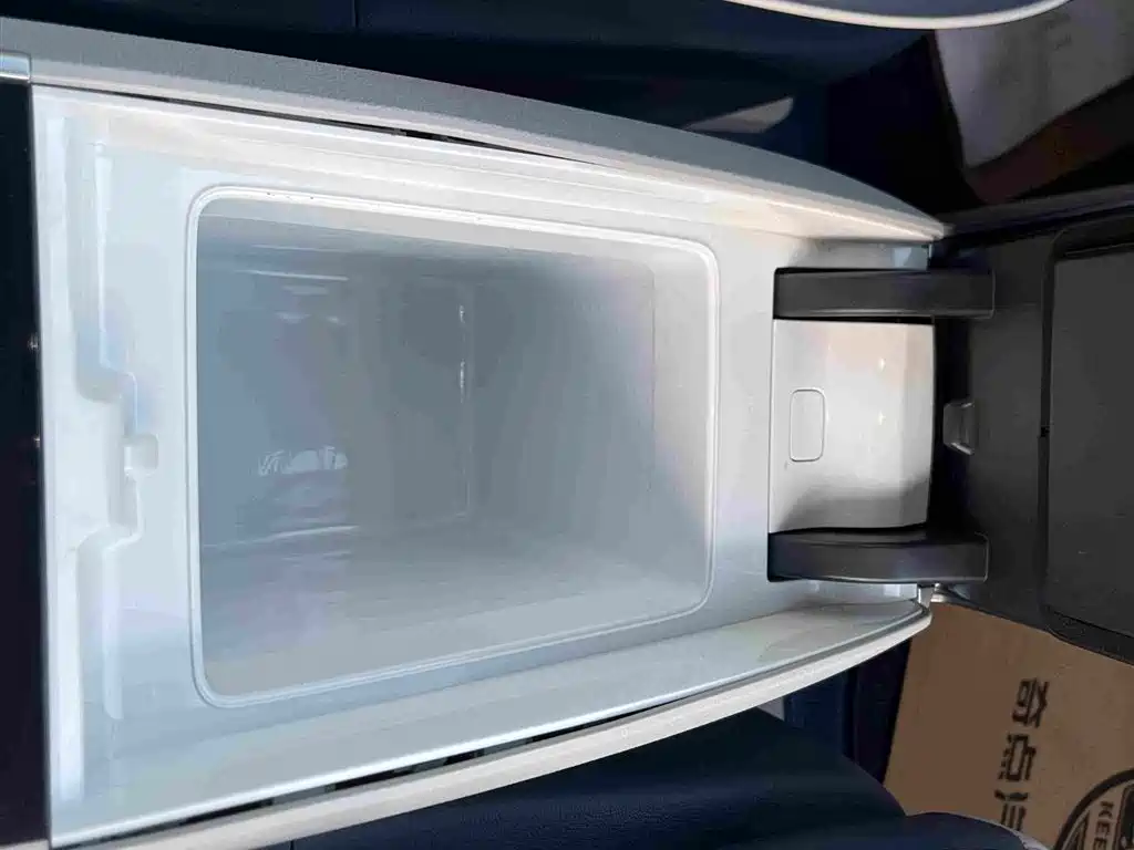 Roewe iMAX8 — миниатюра 26
