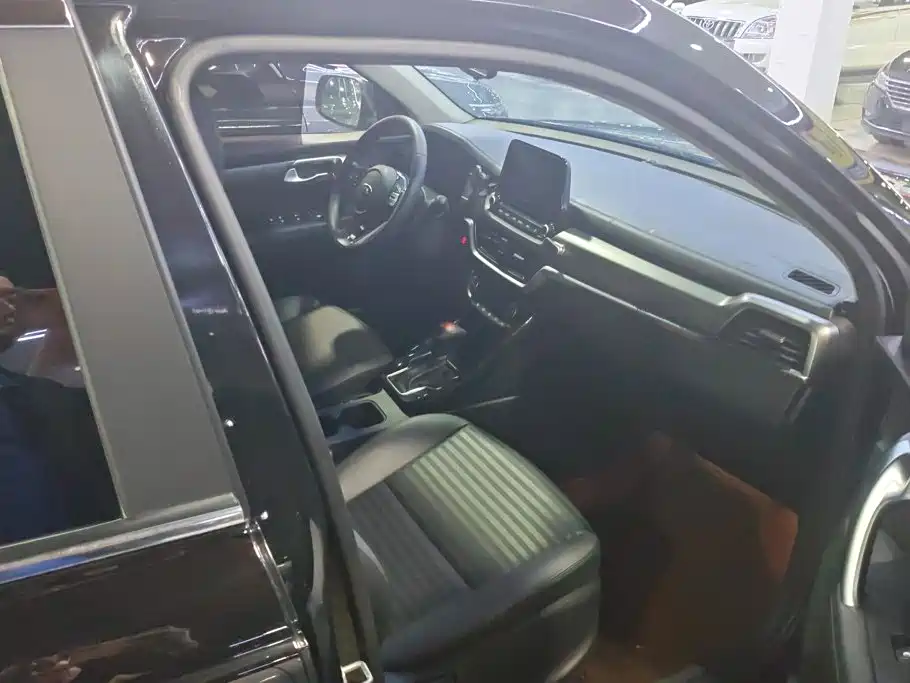 Kia Sportage — миниатюра 8