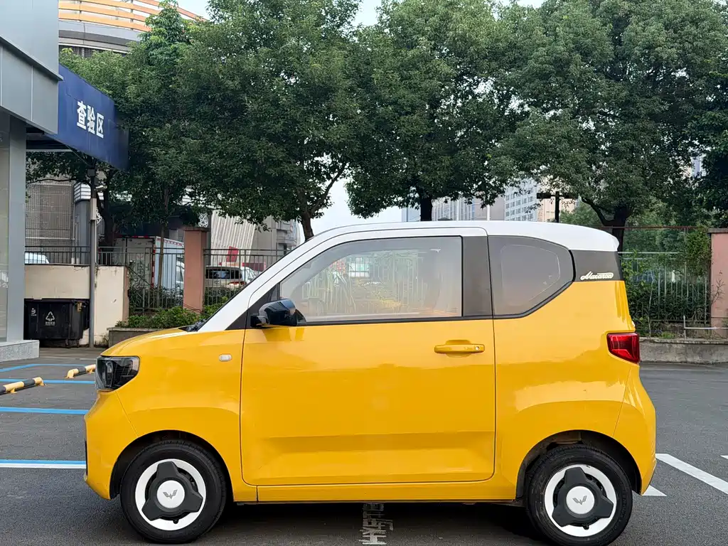 Wuling MINIEV — миниатюра 8
