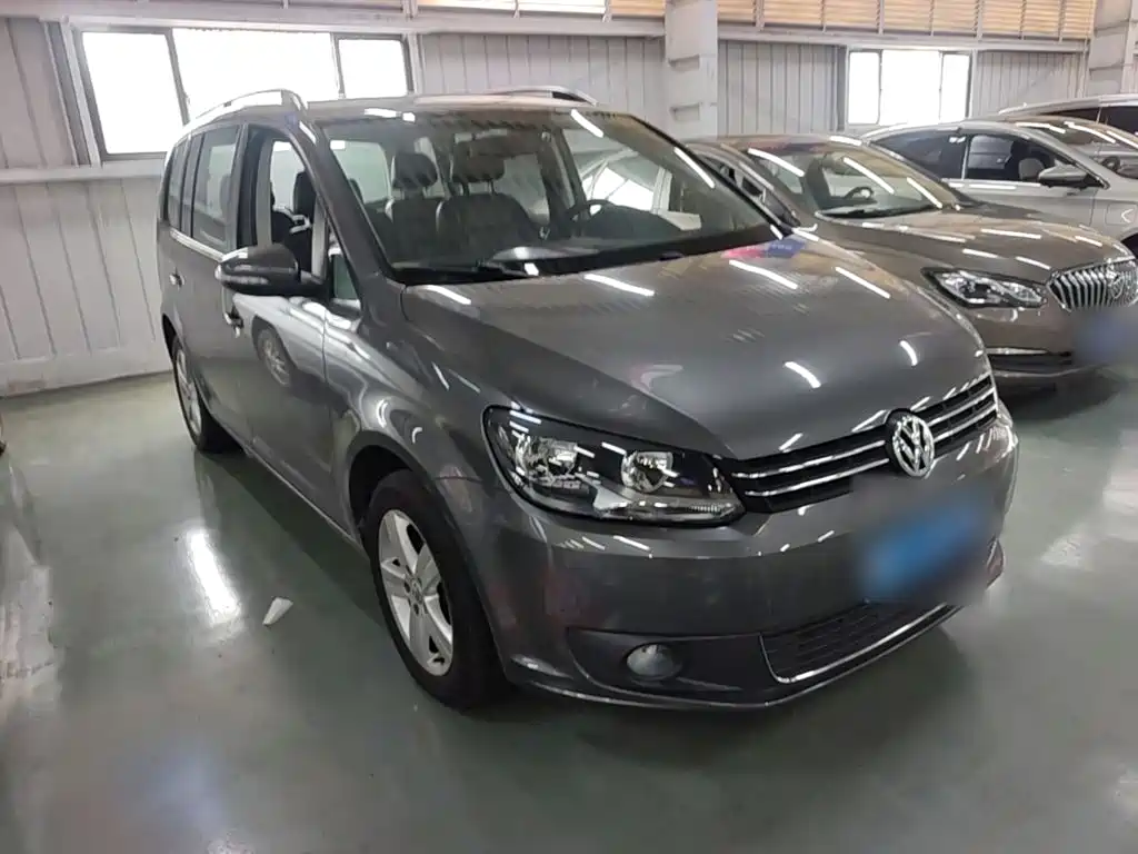 Volkswagen Touran — миниатюра 4
