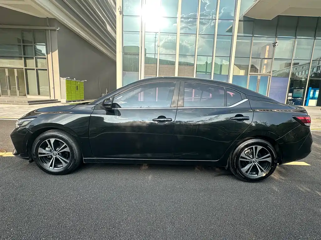 Nissan Sylphy — миниатюра 16