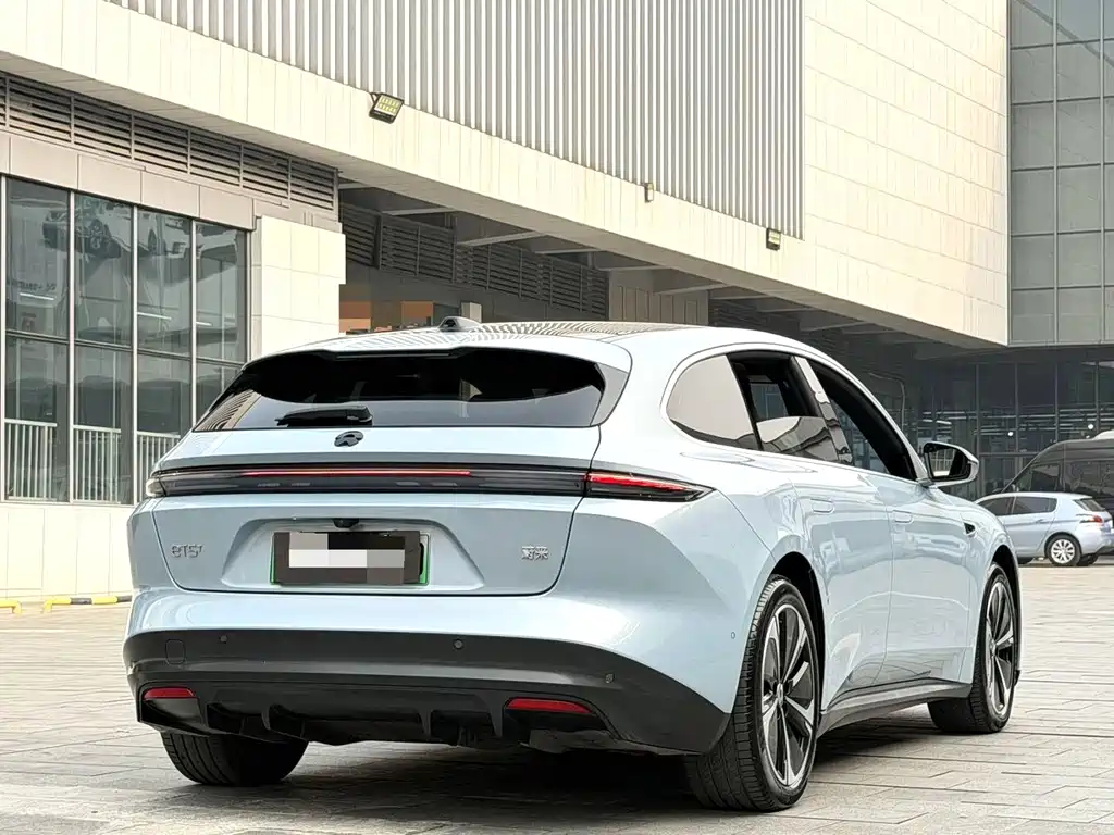 NIO NIO ET5T