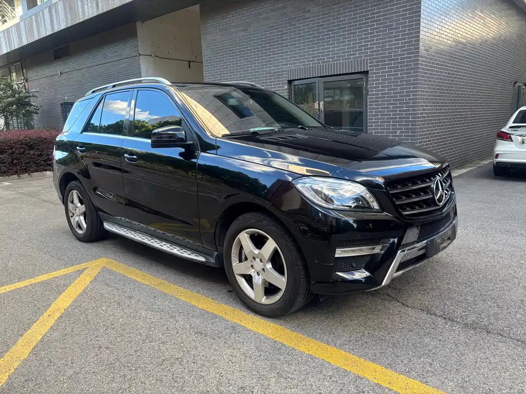 Mercedes-Benz M-Class — миниатюра 3