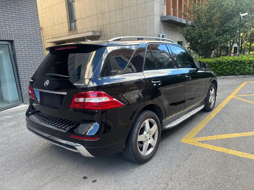 Mercedes-Benz M-Class — миниатюра 20