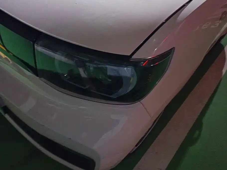 Wuling MINIEV — миниатюра 5