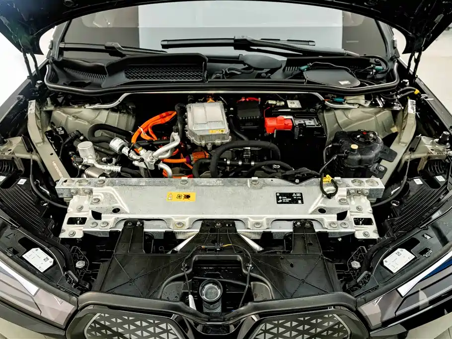 BMW iX — миниатюра 26