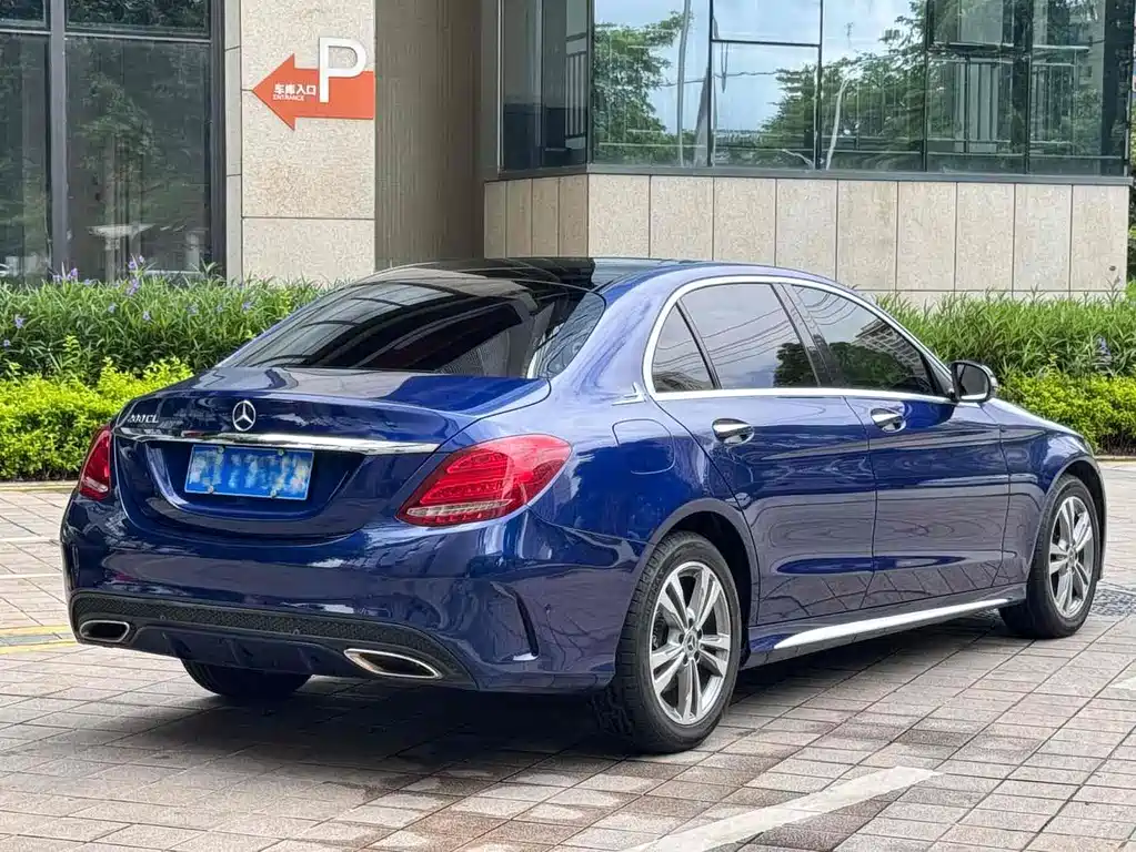 MERCEDES-BENZ C CLASS