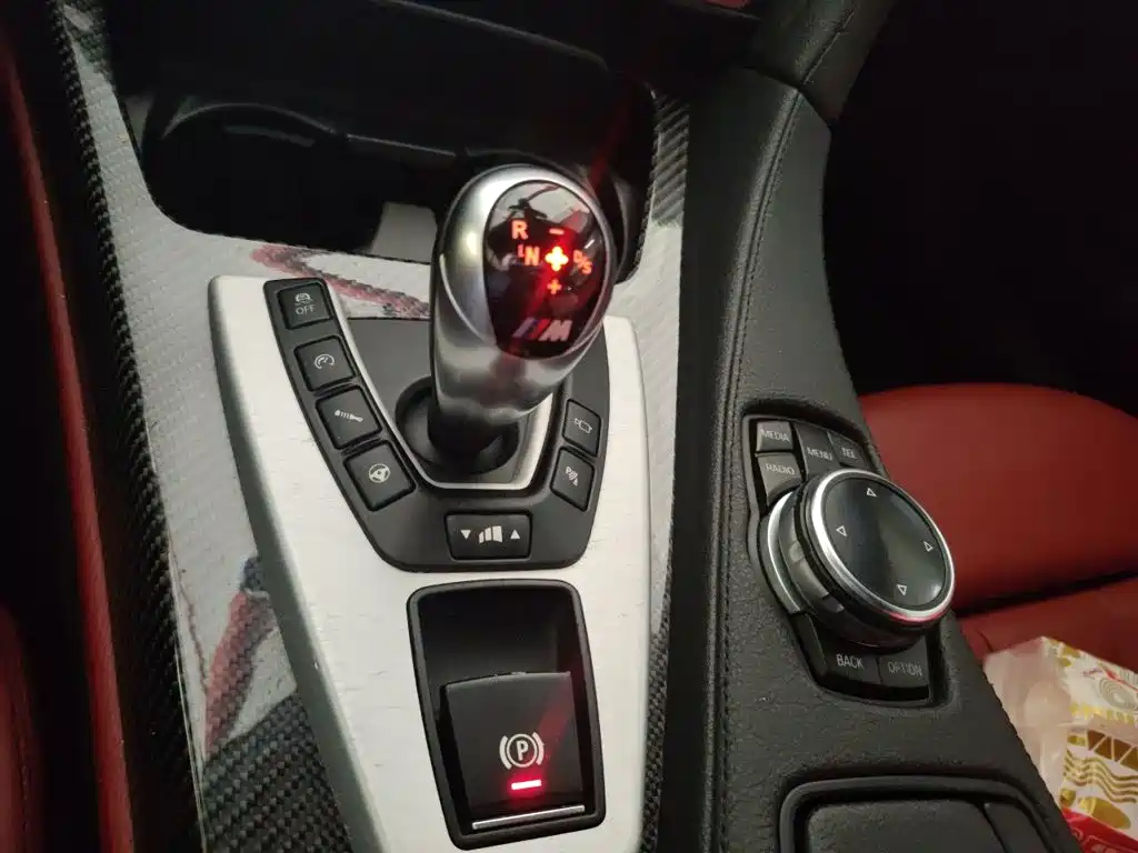 BMW M6 — миниатюра 15