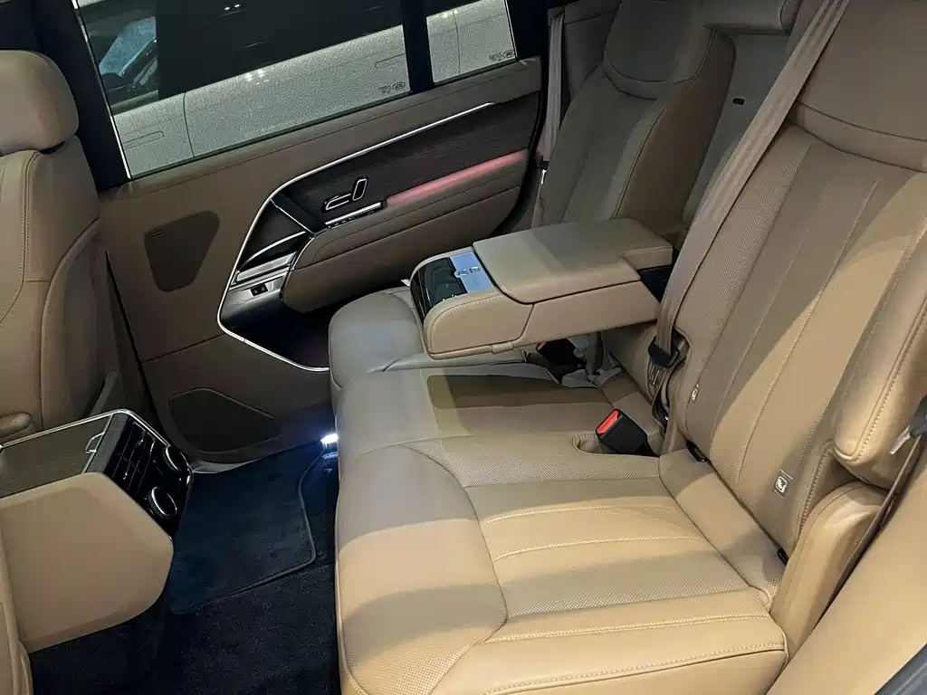 Land Rover Range Rover — миниатюра 10