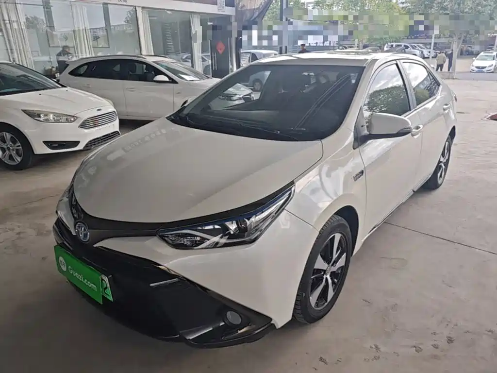 Toyota Levin PHEV 1.8PH GS E-CVT Elite Sunroof Edition, фото 2