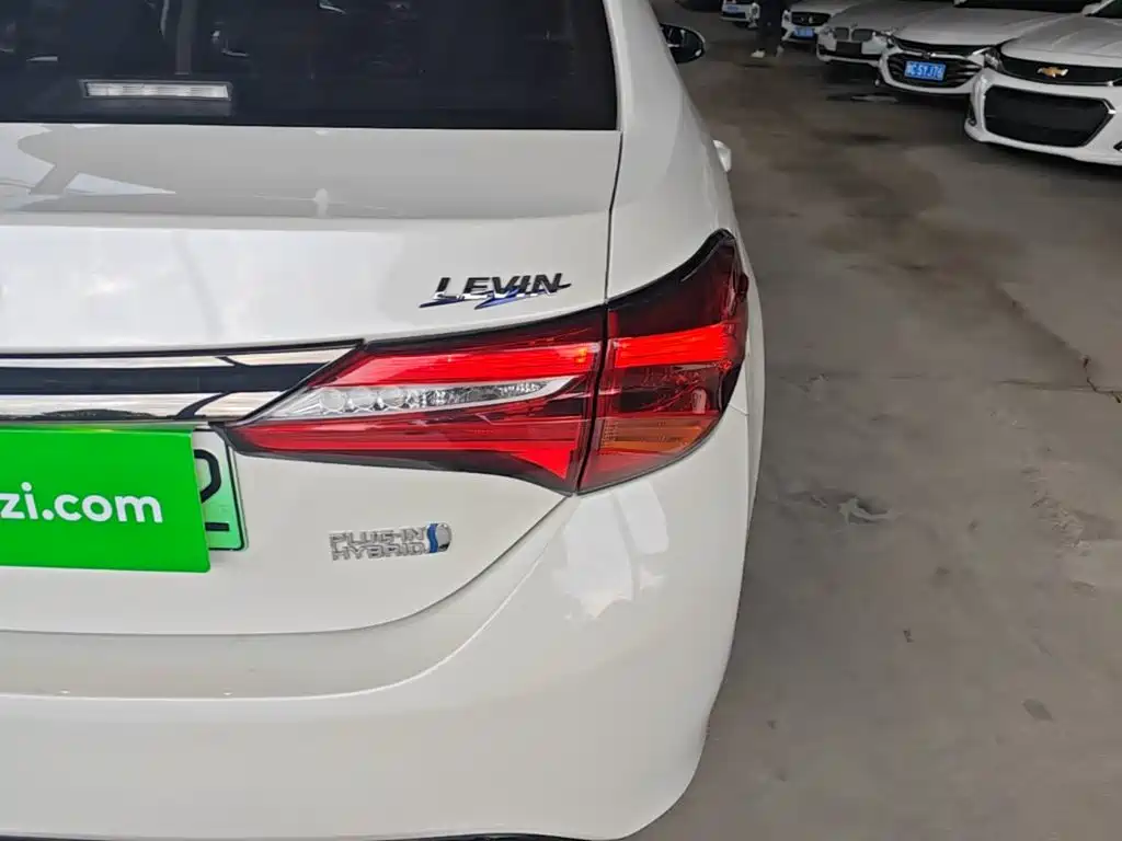Toyota Levin PHEV 1.8PH GS E-CVT Elite Sunroof Edition, фото 8