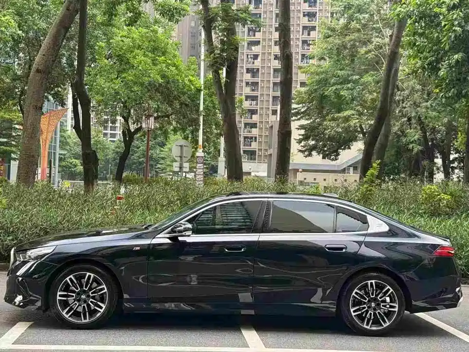 BMW 5 series id 4674318 из Китая 9