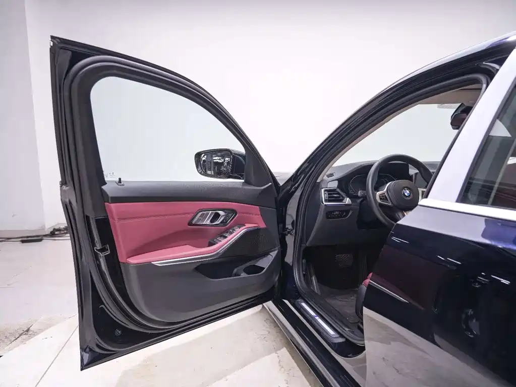 BMW 3 Series — миниатюра 14