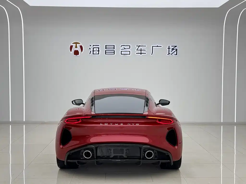Lotus Emira 2.0T DCT Turbo SE, фото 8
