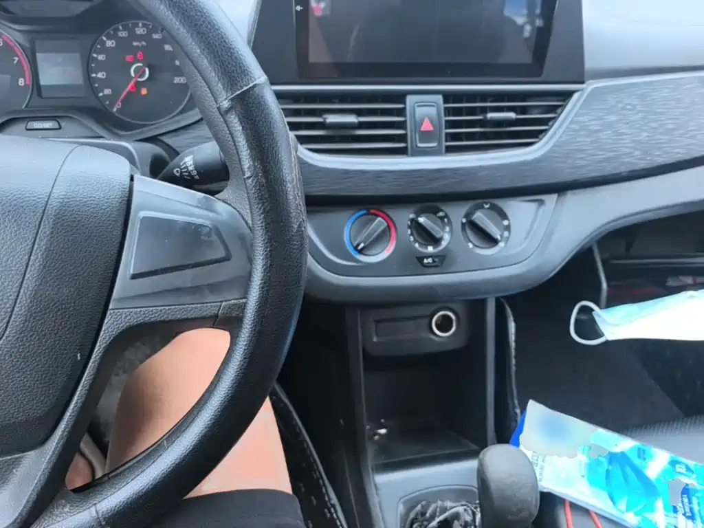 Baojun 310 2016 1.2L MT