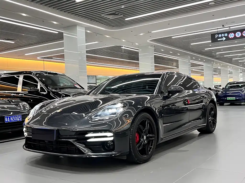 Porsche Panamera 2017 Panamera 4 Executive Long Wheelbase 3.0T