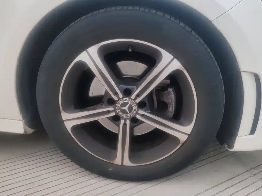 Mercedes-Benz A-Class — миниатюра 6