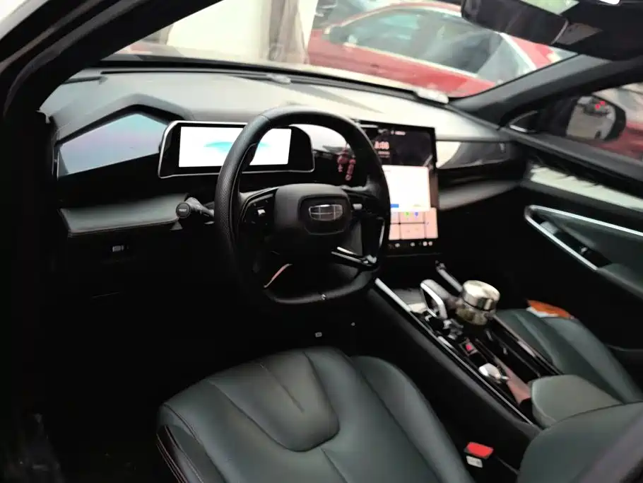 Geely Boyue — миниатюра 12
