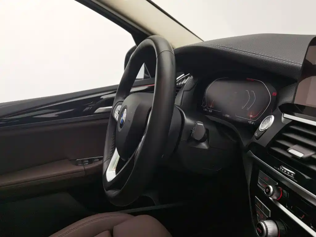 BMW X3 — миниатюра 22