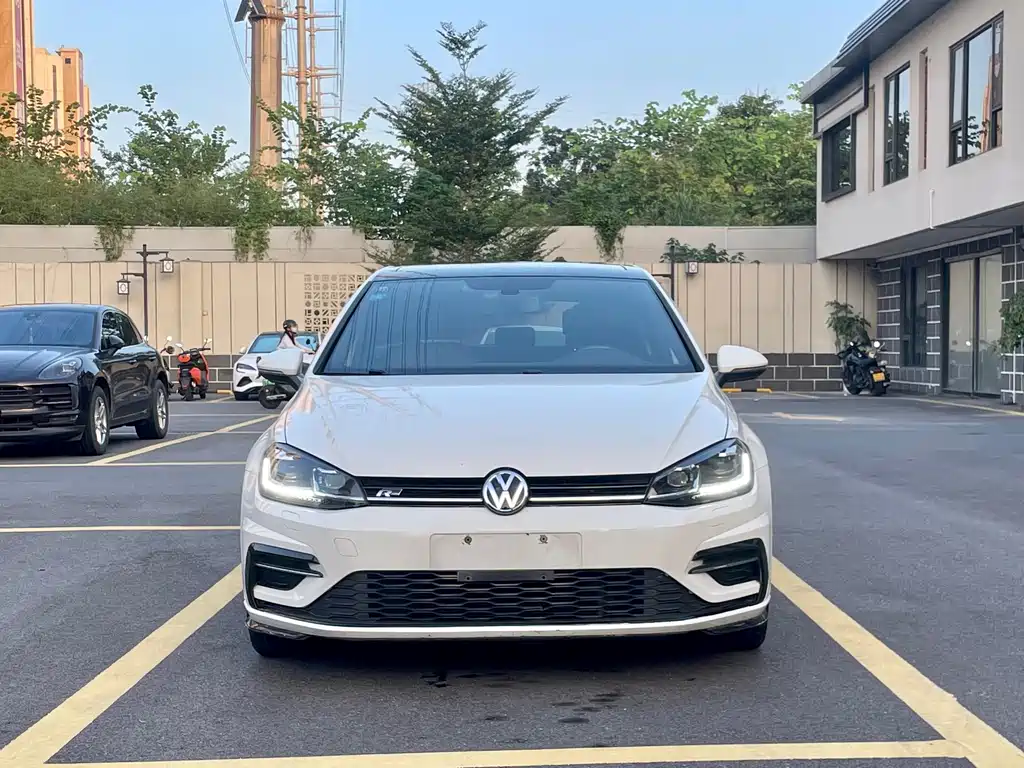 Volkswagen Golf — миниатюра 3